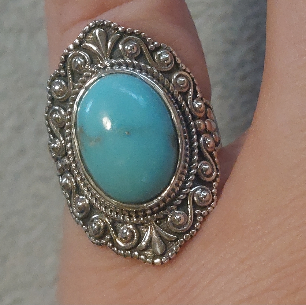Vintage Style Silver Turquoise Statement Ring - Picture 5 of 7
